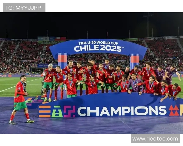 摩洛哥足球队世界杯球星崛起背后的故事与传奇瞬间